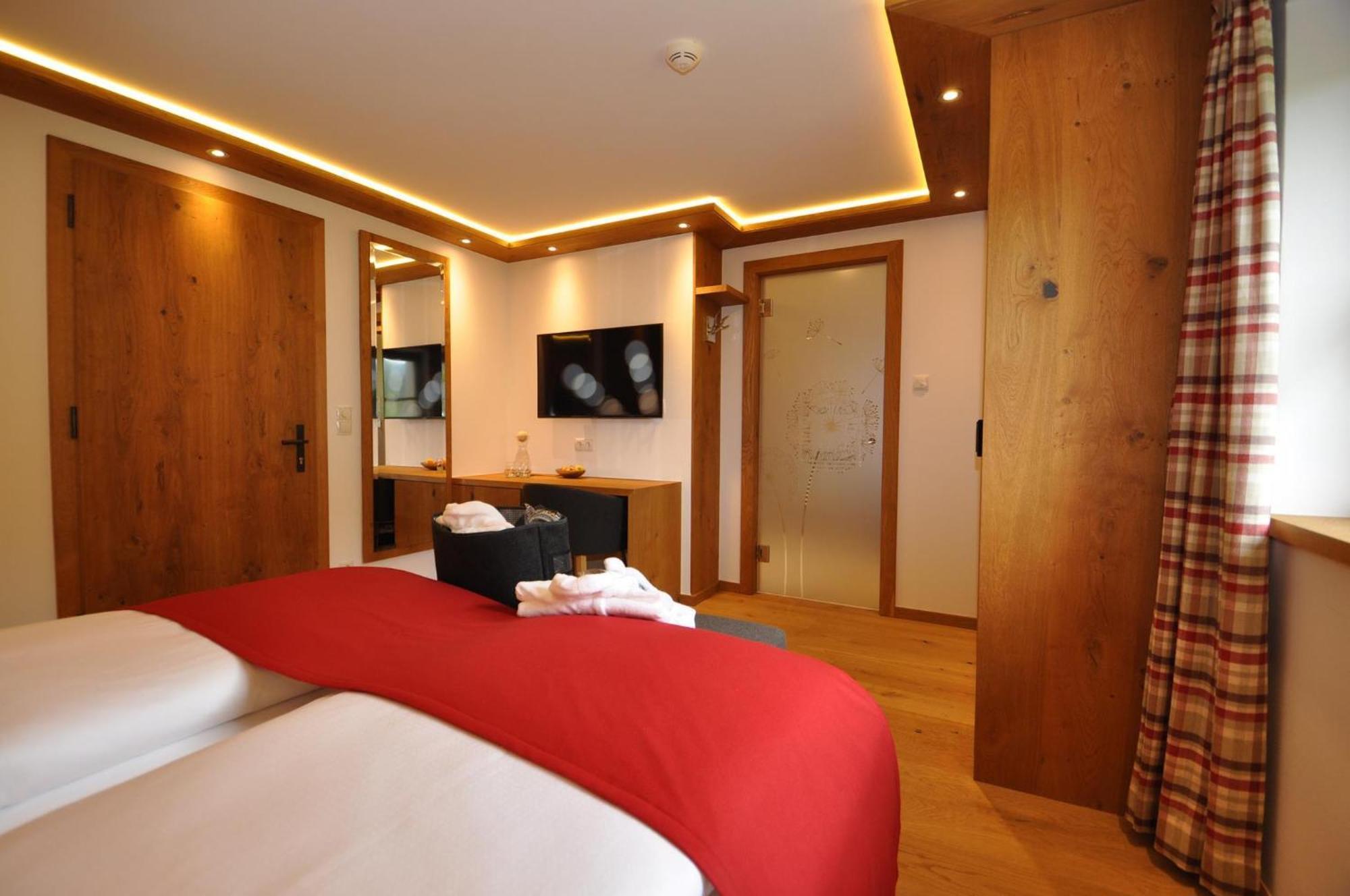 Hotel-Garni "Das Seebichl" Achenkirch Kamer foto